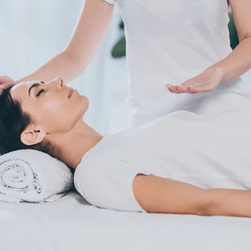Mujer-sesion-reiki